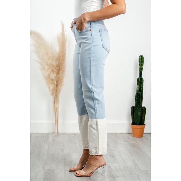 PRICE DROP Light Wash Dip Dye Cigarette Style Denim Jeans - Picture 6 of 15